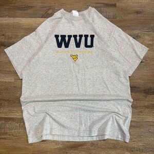 Vtg West Virginia University T shirt